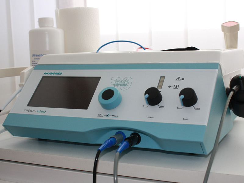 Das Gerät für Elektrotherapie der Praxis MeyBaum in Bayreuth.